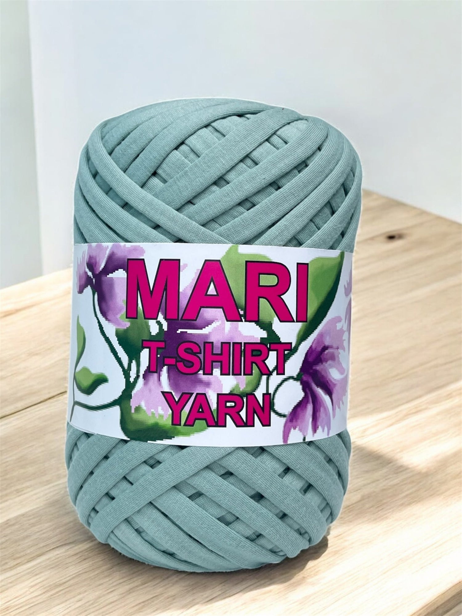 TShirt yarn - Solid Colors. - Mariyarns